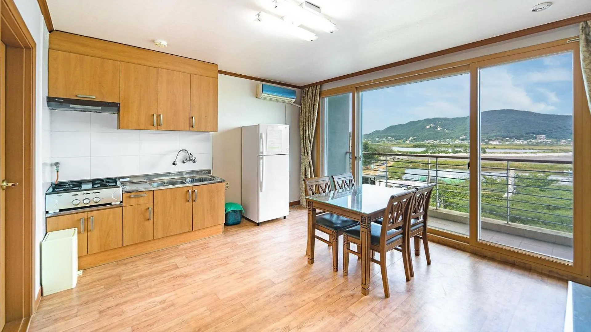 Ganghwa Dondaemoru Pension Incheon 0*,